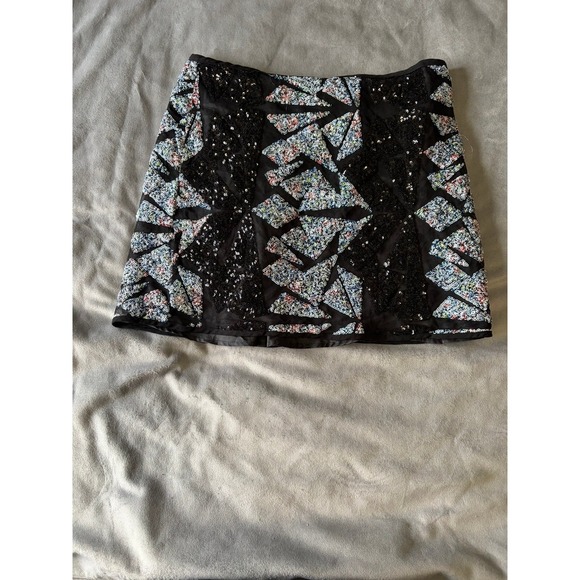 Astr Dresses & Skirts - ASTR the Label Sequin Geometric Mosaic Mini Skirt Black Multi Color Size M
